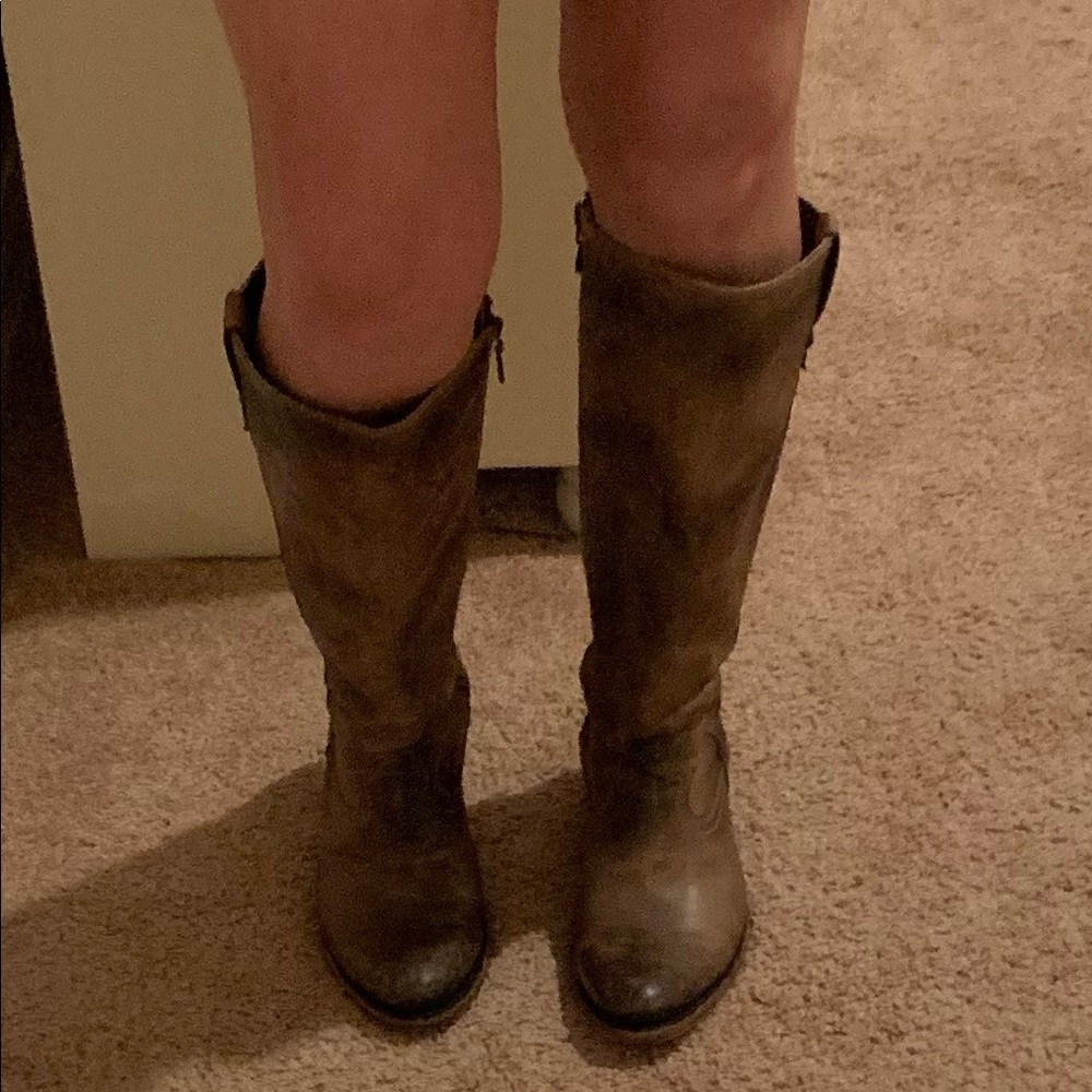 Liberty boots tall.
